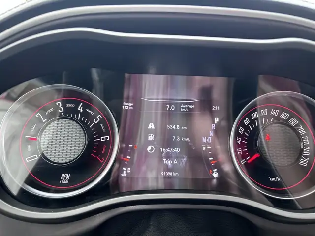 2022 Dodge Challenger SXT in Cars & Trucks in Comox / Courtenay / Cumberland - Image 24