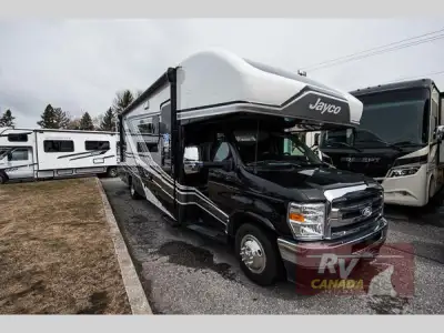 Please Call Us At 613.851.7326 with any questions? Jayco Greyhawk Class C motorhome 30Z highlights:...