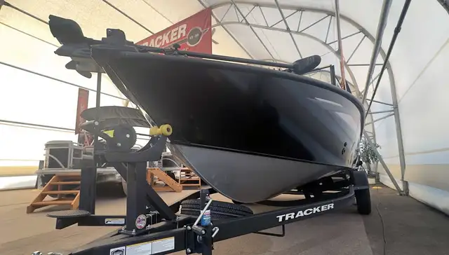 2026 TRACKER Targa V-19 Combo Tournament Edition fishing boat in Powerboats & Motorboats in Winnipeg - Image 7