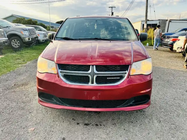 2011 Dodge Grand Caravan 4dr Wagon SXT in Cars & Trucks in Oakville / Halton Region - Image 3