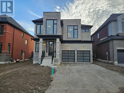 221 HARWOOD AVENUE Woodstock (Woodstock - North), Ontario