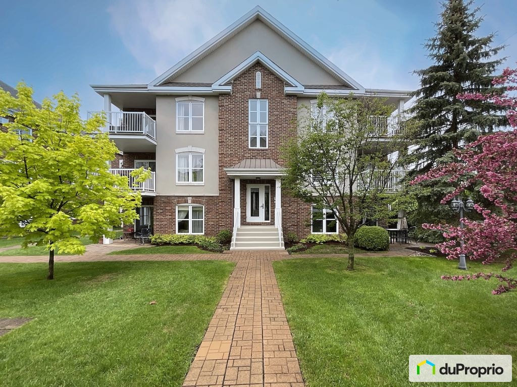 $398,000 - Condominium in St-Jean-sur-Richelieu (St-Luc) — photo 1