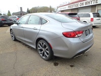 *12M/20K POWER TRAIN WARRANTY INCLUDED ON LISTED PRICE* OPTIONS INCLUDE VOICE ACTIVATED NAVIGATION,... (image 4)