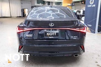 Navigation, Parking Sensors, Reverse Camera w/ Guidelines, Lane Departure Alert, Radar Cruise Contro... (image 2)