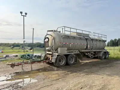 2013 Heil aluminum quad wagon. Aluminum lined, TC407, double conical, 32175 L capacity, Titan gauges...