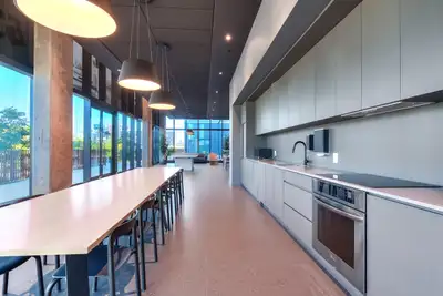 3.5 condo appartement luxe à louer à Outremont-Milhaus, View more