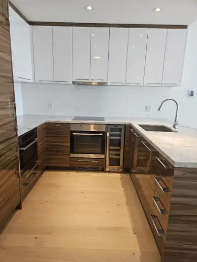 The Residences of 488 University Avenue Award Winning "The Residences Of 488 University Avenue By Am...