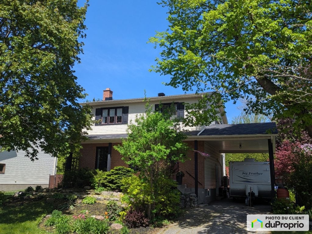 $699,999 - 2 Storey for sale in Varennes — photo 1