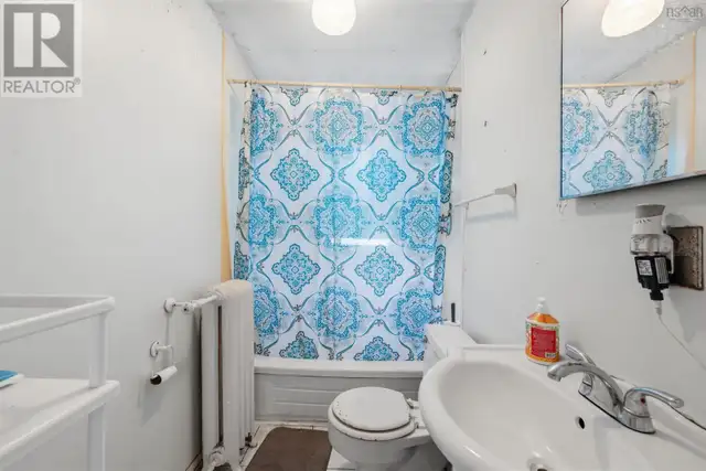 3 1034 Barrington Street Halifax Peninsula, Nova Scotia in Condos for Sale in City of Halifax - Image 6