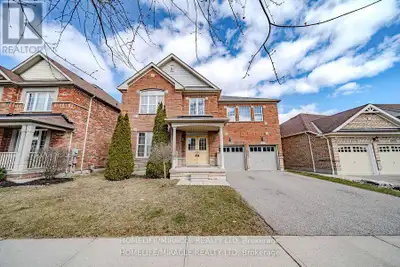 MAIN & UPPER - 1811 ESTERBROOKE DRIVE Oshawa (Taunton), Ontario
