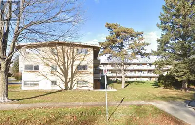 Visit the REALTOR website for further information about this Listing. This charming 2-bedroom apartm...