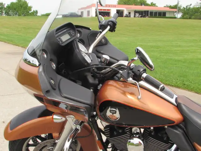 2008 Harley-Davidson FLTR Road Glide Low 49,000 KM Heated Grips, in Powerboats & Motorboats in Leamington - Image 22