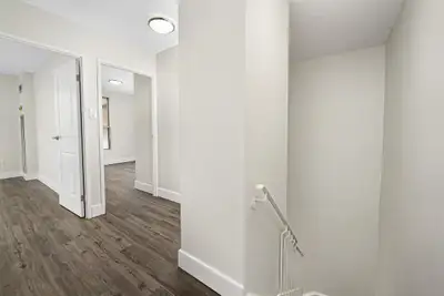 4 Bedroom Apartment for Rent - 7280 Darcel Ave