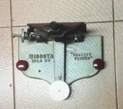 ice hockey  equip,Wissota  skate holder jig , tools, View more