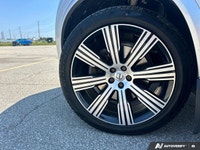 The advertised vehicle price is based on a promotional finance offer. Customers who purchase the veh... (image 8)
