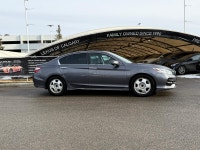 The 2016 Honda Accord Touring CVT Sedan represents the pinnacle of the 9th-generation's mid-cycle re... (image 1)