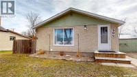 506 Walsh STREET Maple Creek, Saskatchewan Swift Current Saskatchewan Preview