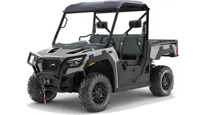 Just Arrived 2025 Prowler Pro 800XT. Smooth and quiet! Comes with a 4500lb Warn winch, roof , front...