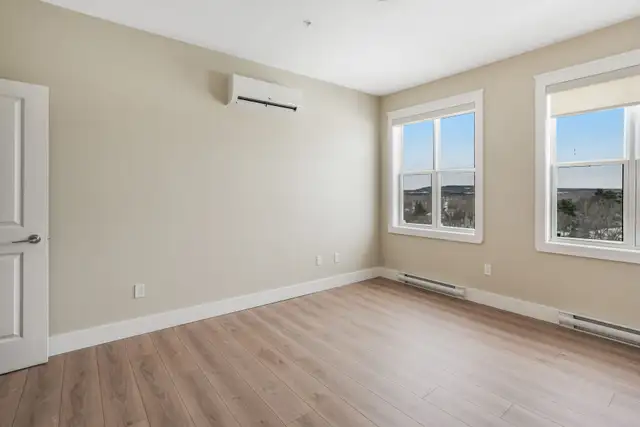 Dog Friendly 2&3 Bedroom Units 264 Rookwood! Free Rent! in Long Term Rentals in Fredericton - Image 6