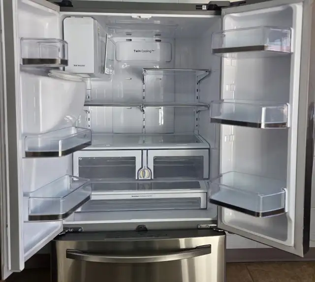 Samsung Stainless Steel French Door Refrigerator – Refurbished ...