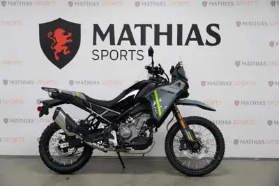 Concessionnaire des véhicules neufs et d'occasion. Double-usage CF MOTO IBEX 450 2026 L’aventure com...
