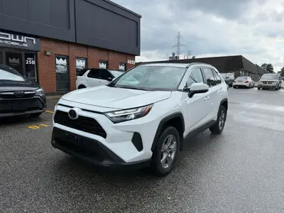 2025 TOYOTA RAV4 XLE HYBRID AWD, ONE OWNER, NO ACCIDENT, LOADED WITH DRIVE ASSIST PACKAGE, LANE KEEP...