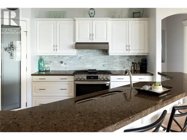 8875 Braeburn Drive Coldstream, British Columbia in Houses for Sale in Vernon - Image 16