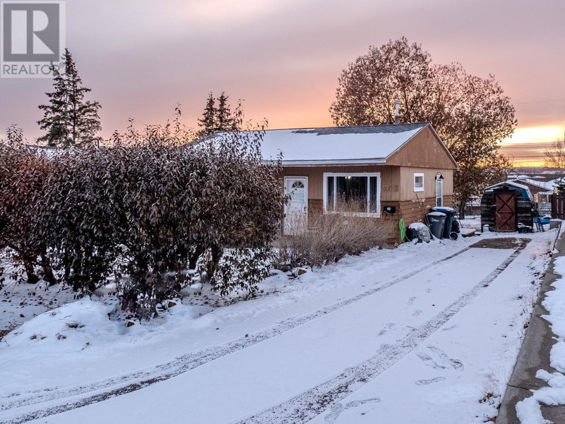 9713 9 Street Dawson Creek, British Columbia Houses for Sale Dawson