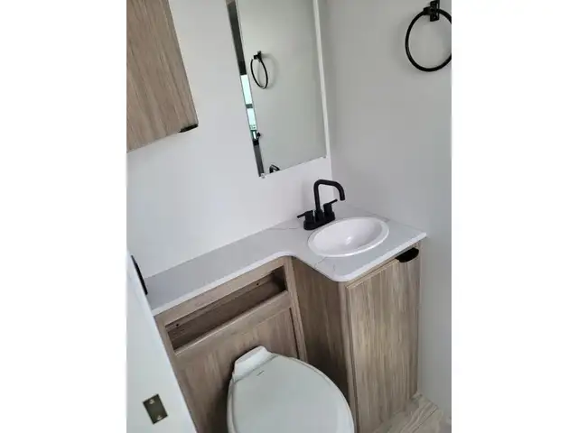 2025 Winnebago M-Series 2326RK in Travel Trailers & Campers in Penticton - Image 10