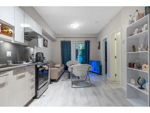 221 13768 108 AVENUE Surrey, British Columbia in Condos for Sale in Delta/Surrey/Langley - Image 4