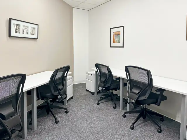Large Office for Rent – Regus Vancouver Park Place Vancouver in Commercial & Office Space for Rent in Vancouver - Image 4