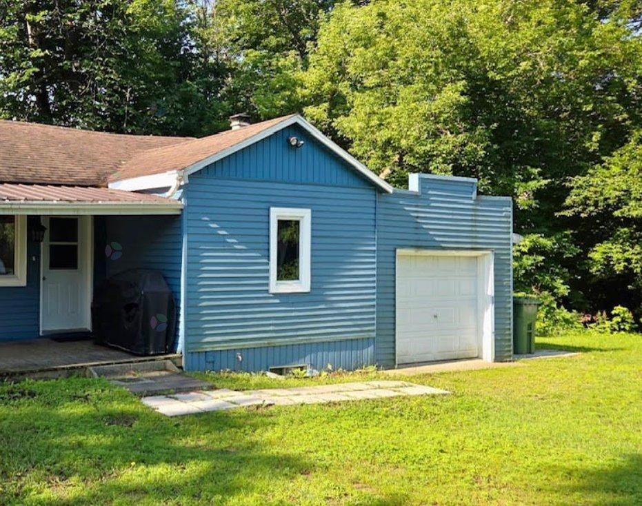 113 Rue du Plateau Grenville-sur-la-Rouge, Quebec — photo 2