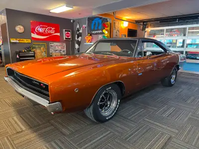 Fully restored 1968 Charger RT J CODE Fully rebuilt original 426 HEMI engine true hemi charger true...