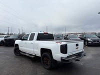 Tonneau Cover | 20 Fuel Wheels | Remote Start | Trailering Package | EZ Lift & Release Tailgate | Cr... (image 3)