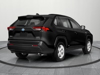 Step into style and performance with the 2021 Toyota RAV4 XLE, featuring an eye-catching black exter... (image 2)