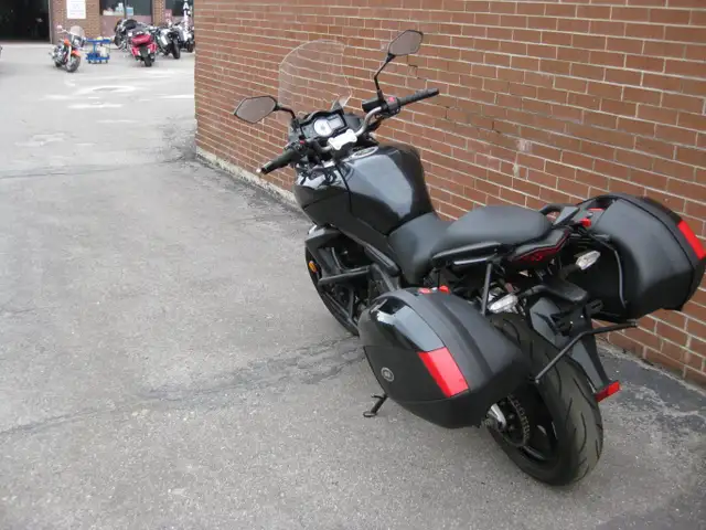 2011 KAWASAKI VERSYS 650 in Street, Cruisers & Choppers in City of Toronto - Image 6