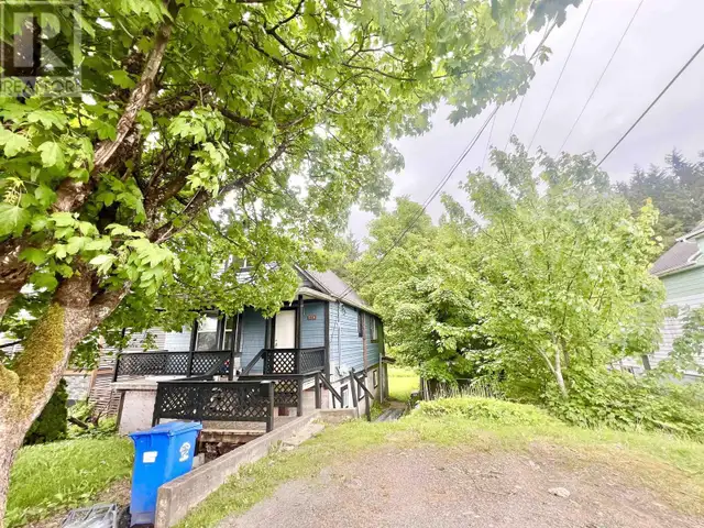 524-526 E 8TH AVENUE Prince Rupert, British Columbia in Houses for Sale in Prince Rupert - Image 2