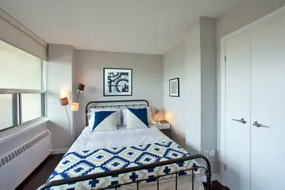 Renovated Jr. 1 Bdm. for Rent in Toronto's Danforth Village!, View more