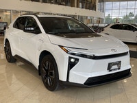 *** Grounded Demo *** Thornhill Toyota Proudly Presents This Former Demo White 2026 Toyota bZ with X... (image 9)