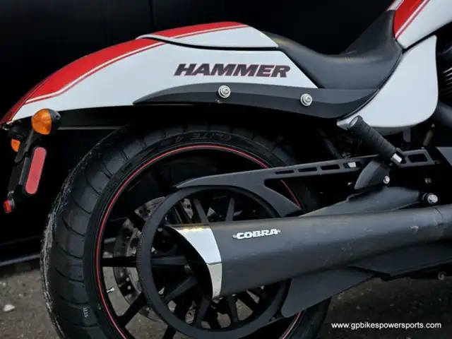 2012 Victory Motorcycles Hammer in Sport Touring in Oshawa / Durham Region - Image 15