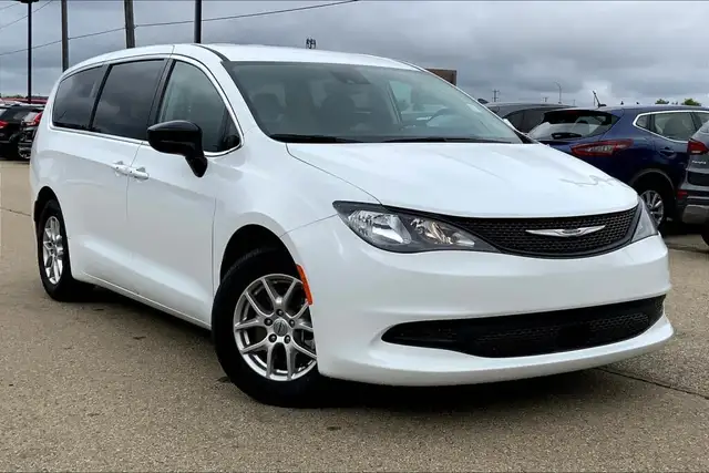 2024 Chrysler Grand Caravan SXT in Cars & Trucks in Edmonton - Image 34