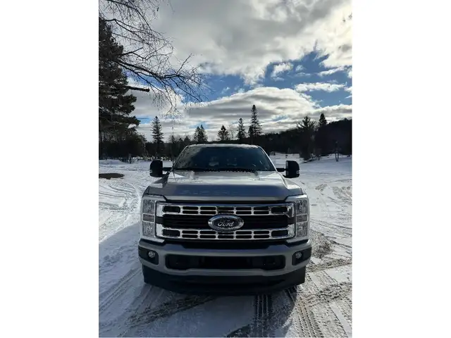 2023 Ford F-350 XLT in Cars & Trucks in Lanaudière - Image 3