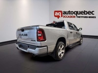 Superbe RAM 1500 Tradesman Crew Cab 4x4 avec le nouveau moteur Hurricane 3.0L, reconnu pour sa puiss... (image 3)