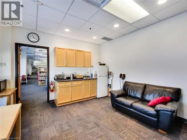 540 PLAINS Road E Unit# 100 Burlington, Ontario in Commercial & Office Space for Sale in Oakville / Halton Region - Image 32