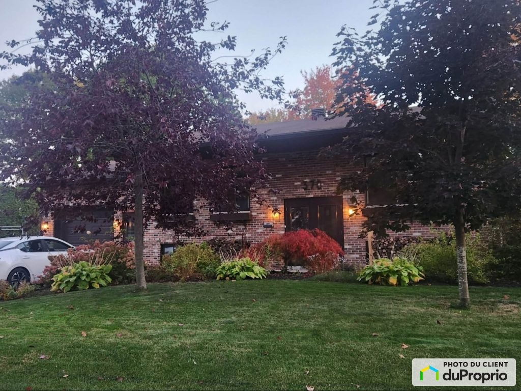 $689,000 - Bungalow for sale in Sorel-Tracy — photo 2