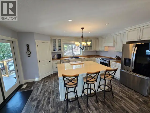 565 Clearwater Valley Road Clearwater, British Columbia in Houses for Sale in Kamloops - Image 6