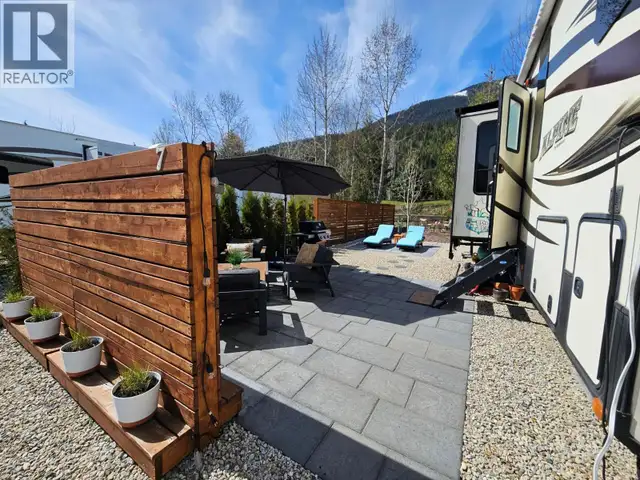205 Edward Street Lot# 7 Balfour, British Columbia in Land for Sale in Nelson - Image 4