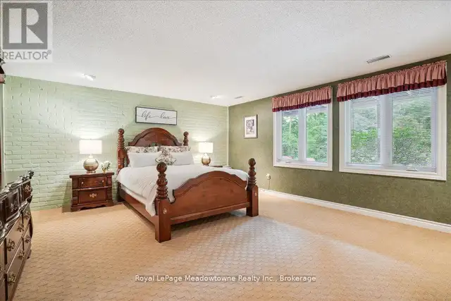 5590 STEELES AVENUE W Milton, Ontario in Houses for Sale in Oakville / Halton Region - Image 35