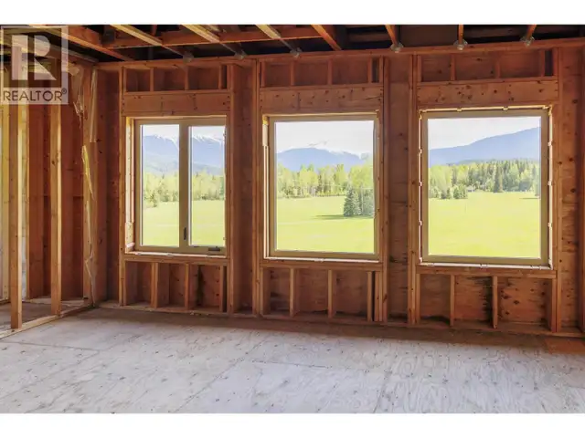 8985 CRESCENT SPUR ROAD McBride, British Columbia in Houses for Sale in Quesnel - Image 10