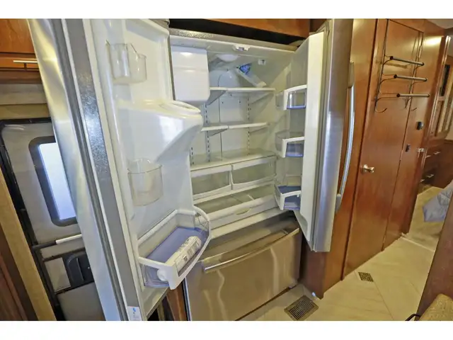 2015 Coachmen Encounter Classe A VR / RV FULL PAINT 3 Extensions in RVs & Motorhomes in Laval / North Shore - Image 15